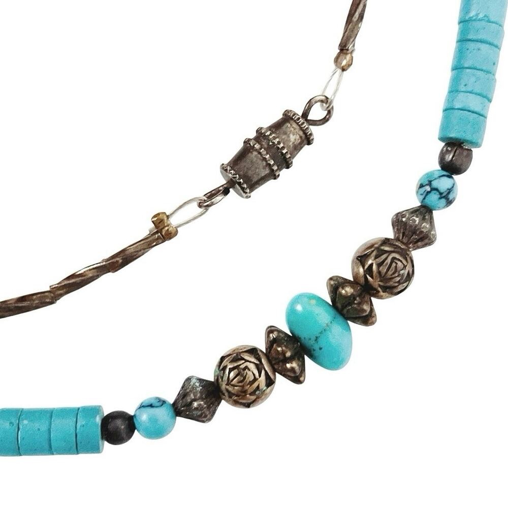 Vintage Turquoise / Howlite Heishi Bead Southwestern Necklace 1970s Barrel Clasp